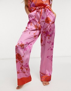 Розово-красные пижамные брюки с принтом цветов Liquorish-Многоцветный