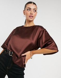 Атласная футболка шоколадного цвета ASOS DESIGN-Голубой