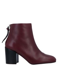Полусапоги и высокие ботинки Stuart Weitzman