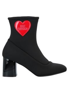 Полусапоги и высокие ботинки Love Moschino