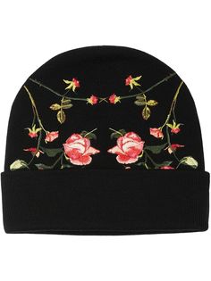 Burberry шапка бини с цветочной вышивкой