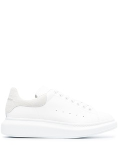 Alexander McQueen кроссовки Oversized на шнуровке