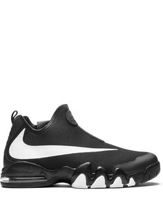 Nike кроссовки с логотипом