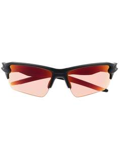 Oakley солнцезащитные очки с затемненными линзами