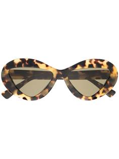 Moschino Eyewear солнцезащитные очки в оправе кошачий глаз