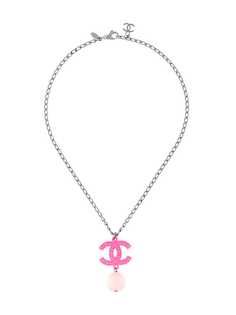 Chanel Pre-Owned колье 2004-го года с подвеской-логотипом CC