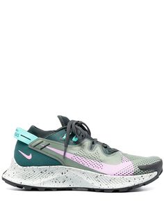 Nike кроссовки на шнуровке
