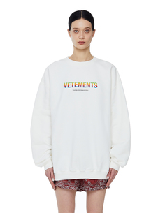 Белый свитшот с радужным логотипом Vetements
