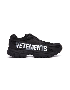 Черные кроссовки Spike Runner Vetements