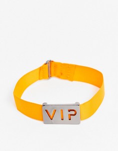 Оранжевый браслет-ремешок с металлической вставкой «VIP» WFTW-Оранжевый цвет