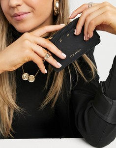 Черная кожаная кредитница на молнии с отделкой заклепками Ted Baker Kaittie-Бежевый