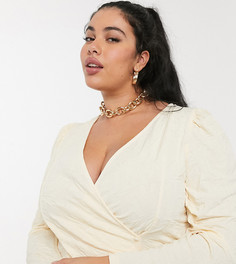 Кремовый топ на пуговицах с запахом и объемными рукавами Vero Moda Curve