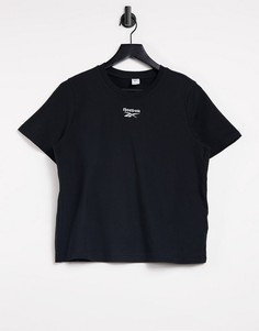 Черная футболка с логотипом по центру Reebok-Черный цвет