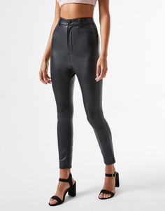 Черные брюки из искусственной кожи Miss Selfridge-Черный