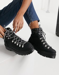 Черные походные ботинки на платформе и массивной подошве Qupid-Черный цвет