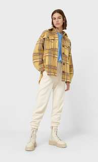 Stradivarius Куртка Рубашечного Кроя В Клетку Женская Коллекция Multicolor M