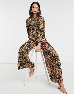 Комбинезон со сборками и цветочным принтом ASOS DESIGN-Черный цвет