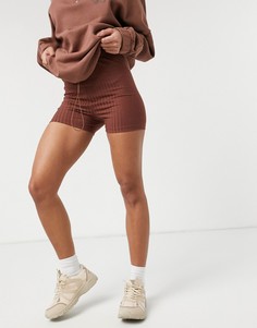 Облегающие шорты в рубчик ASOS 4505-Коричневый цвет