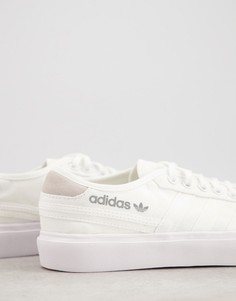 Белые кроссовки adidas Originals Delpala-Белый