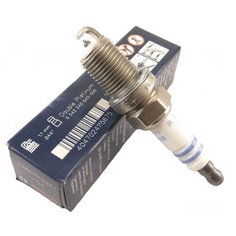 Свеча зажигания Bosch FR6KPP33X 1 шт.