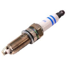 Свеча зажигания Bosch Standard Super YR7SES (0 242 135 528) 1 шт.