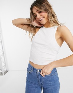 Белая укороченная майка из фактурной ткани ASOS DESIGN-Белый