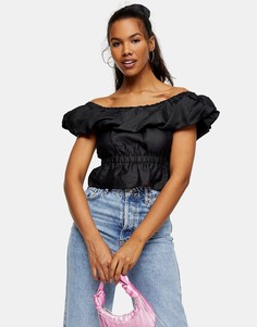Черный фактурный топ со спущенными плечами Topshop