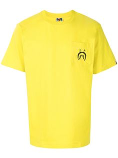 A BATHING APE® футболка Shark с накладным карманом