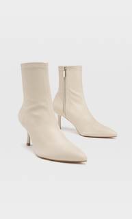 Stradivarius Эластичные Ботильоны На Каблуке Женская Коллекция Розовато-Бежевый 40
