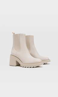 Stradivarius Ботильоны На Каблуке И Рифленой Подошве Женская Коллекция Розовато-Бежевый 41