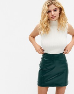 Зеленая юбка мини из искусственной кожи Monki Lucy-Зеленый