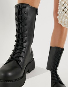 Черные ботинки из искусственной кожи на массивной подошве со шнуровкой Monki Derek-Черный цвет