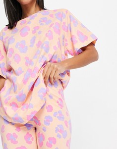 Пижамный комплект из футболки и леггинсов в стиле oversized персикового цвета с леопардовым принтом ASOS DESIGN-Многоцветный