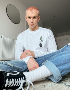Белый лонгслив с принтом на груди ASOS DESIGN
