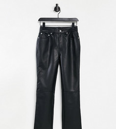Черные прямые брюки в стиле 90-х из искусственной кожи с классической талией ASOS DESIGN Petite-Черный