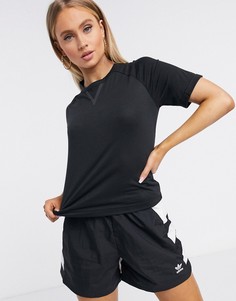 Черная укороченная футболка adidas x Karlie Kloss Training-Черный цвет
