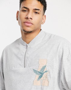 Серая меланжевая футболка в стиле oversized с короткой молнией и логотипом на груди ASOS Actual-Серый