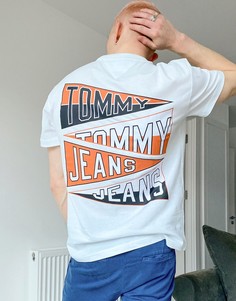 Белая футболка с логотипом-флагом и принтом на спине в университетском стиле Tommy Jeans-Белый