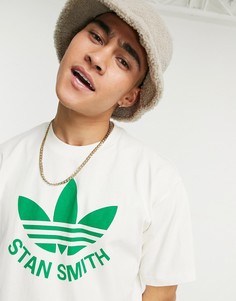 Белая футболка с логотипом и принтом "Stan Smith" adidas Originals-Белый