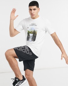 Белая футболка с принтом на груди adidas Training-Белый