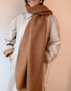 Мягкий шарф коричневого цвета с необработанными краями ASOS DESIGN-Коричневый цвет