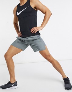 Серые шорты Nike Running Challenger 7-Серый