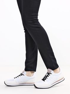 Armani Exchange Женские кроссовки