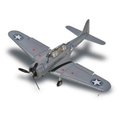 Сборная модель Revell Американский палубный пикирующий бомбардировщик SBD Dauntless (15249) 1:48