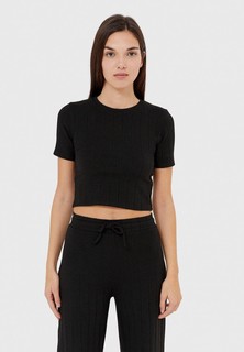 Топ Stradivarius