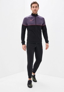 Костюм спортивный Nike