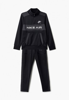 Костюм спортивный Nike