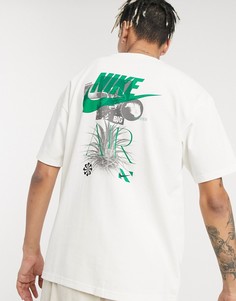 Бежевая футболка с графическим принтом Nike Revival-Бежевый