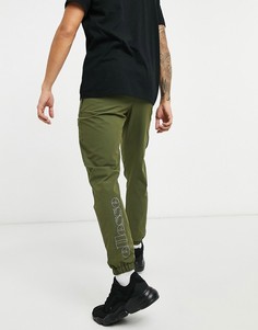 Спортивные штаны цвета хаки ellesse Kadi-Зеленый цвет