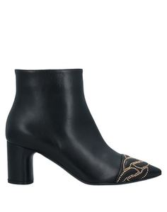 Полусапоги и высокие ботинки Casadei